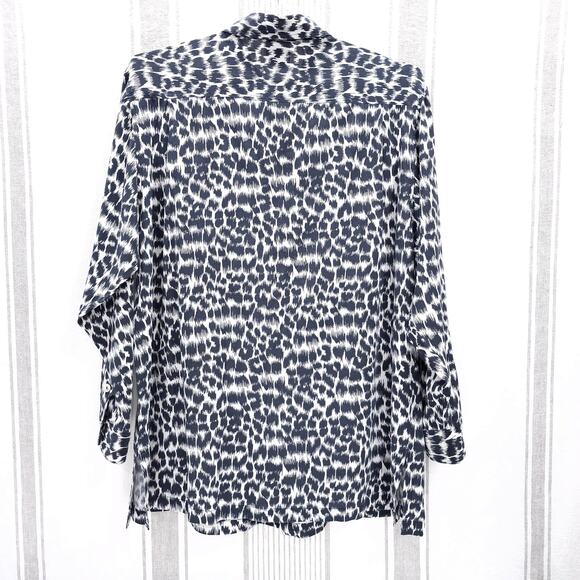 VINTAGE 90s 100% Silk Leopard Print Button Down Shirt Womens Sz M Long Sleeve‎ - Picture 3 of 7